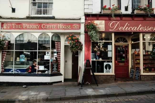 small-business.jpg Why hosted telephony is perfect for small businesses